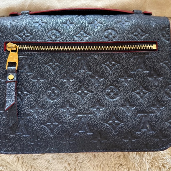 Authentic Louis Vuitton Pochette Metis in Marine Rouge Empriente Leather. EUC - Picture 3 of 16